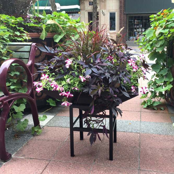 Geometric Metal Outdoor Planter and Small Stand