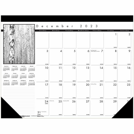 House of Doolittle Black on White Calendar Desk Pad